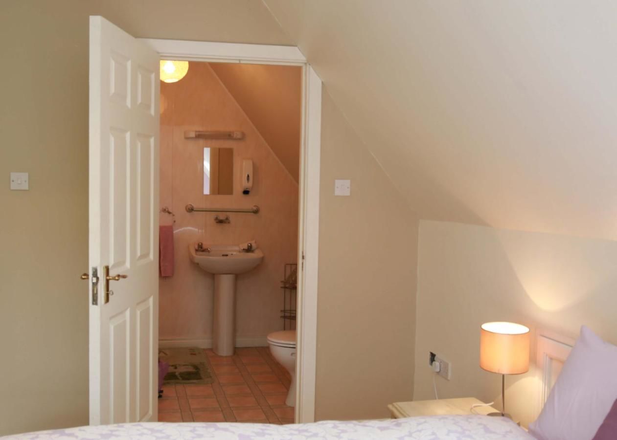 Отели типа «постель и завтрак» Grangeview House B&B Mullinderg-15